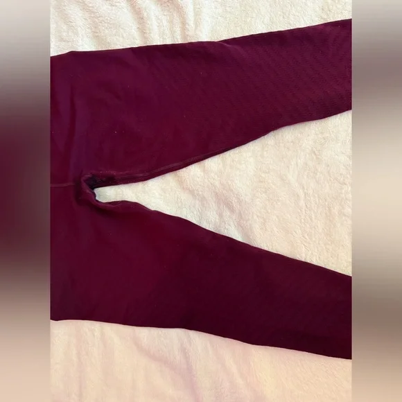 lululemon reveal leggings size 12 - Picture 3 of 4